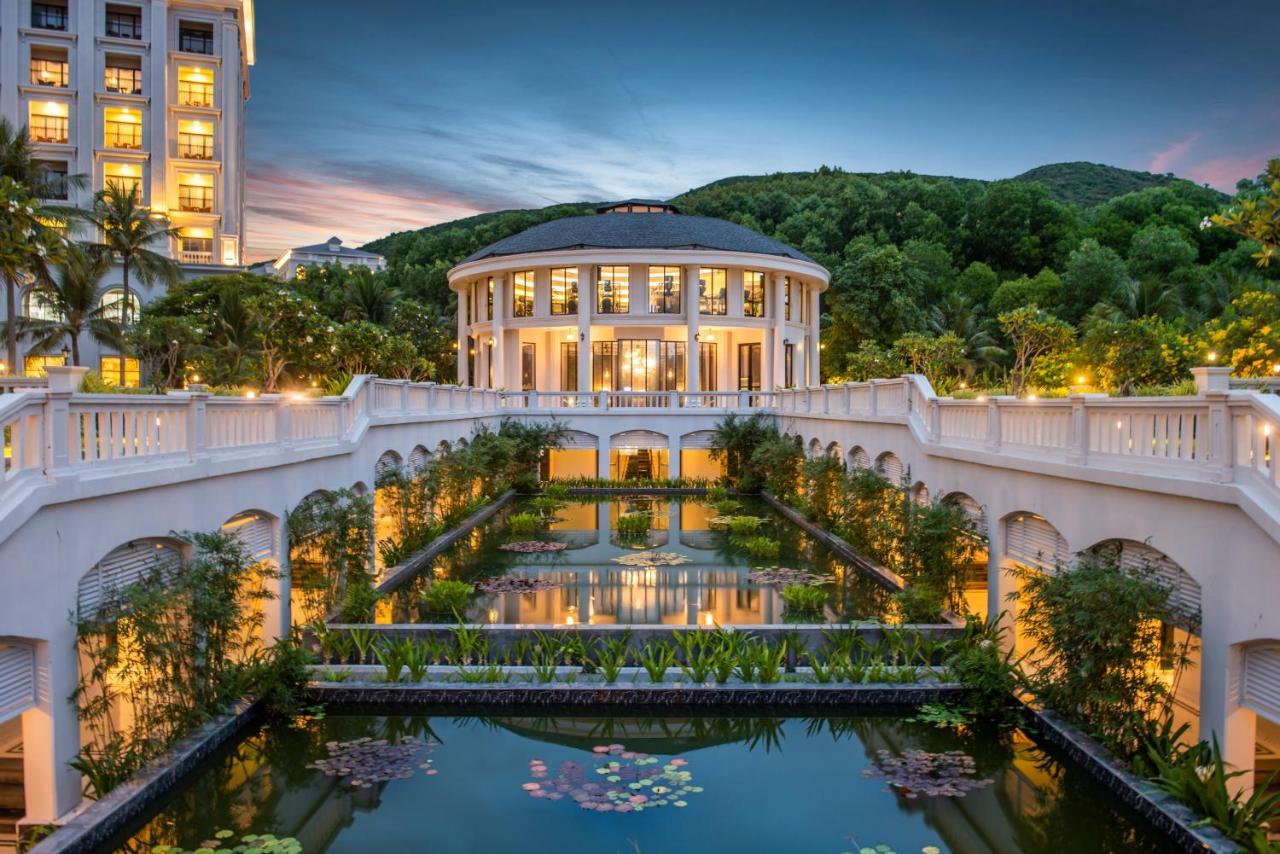 Vinpearl Golflink Nha Trang Hotel Exterior photo